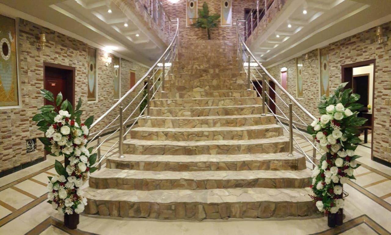 Hotel Triple One Abbottabad Zewnętrze zdjęcie