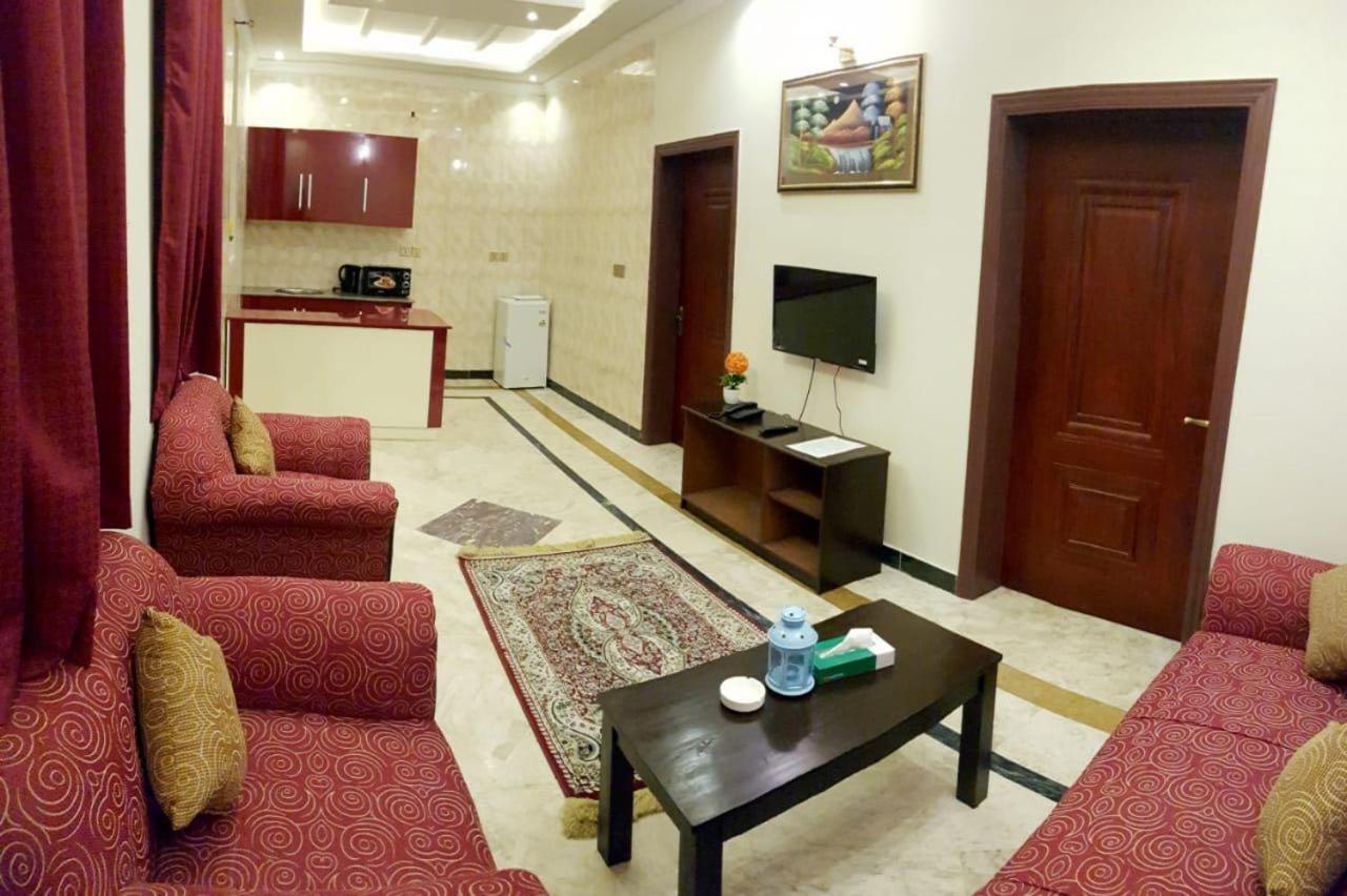 Hotel Triple One Abbottabad Zewnętrze zdjęcie